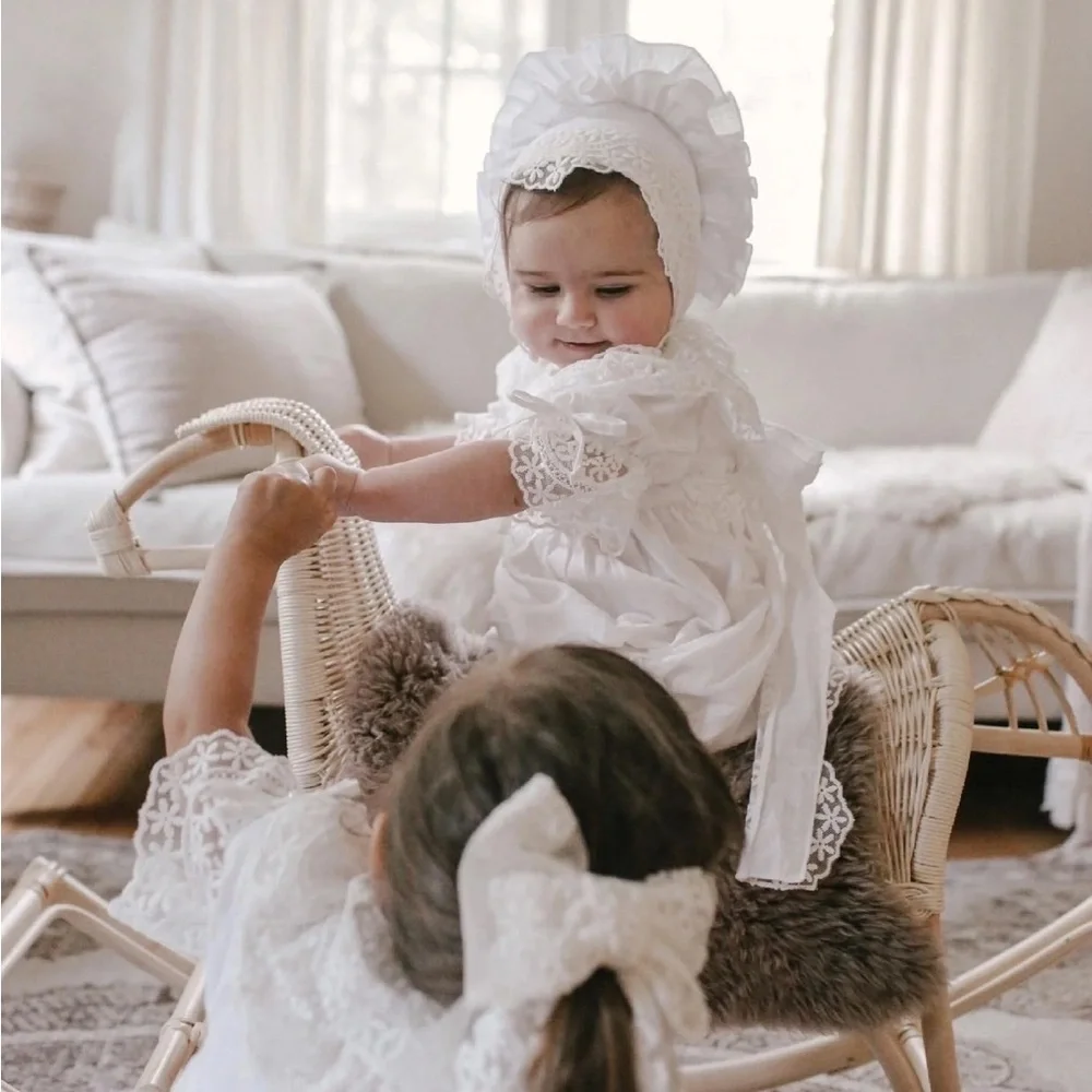 Petite Maison Kids Katherine Embroidered Linen Romper